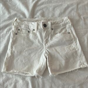 American Eagle Women's White Denim Shorts